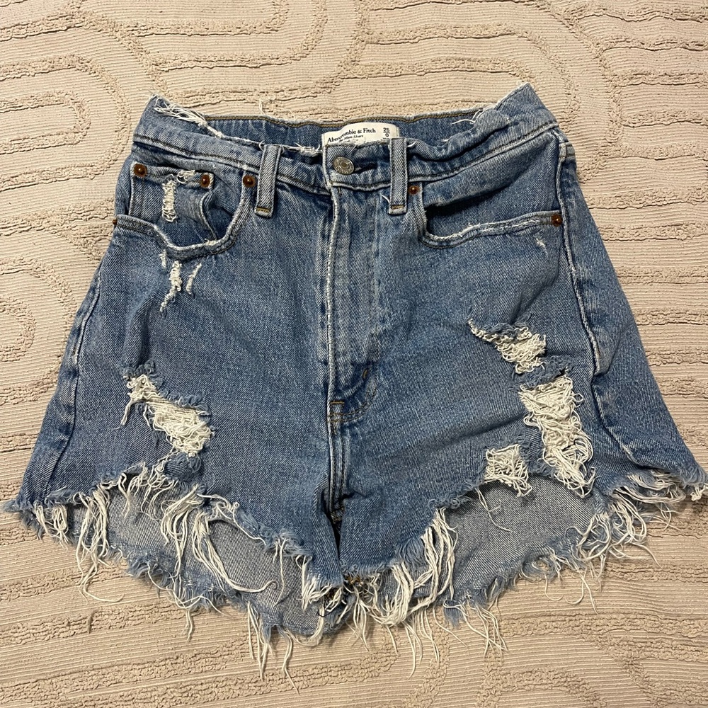 Abercrombie high rise mom shorts